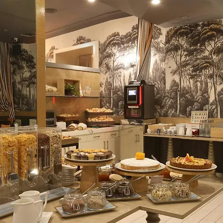 Leonardo Hotel Milan City Center-2